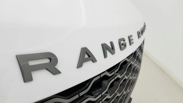 Used 2021 Land Rover Range Rover Velar R-Dynamic S image 19
