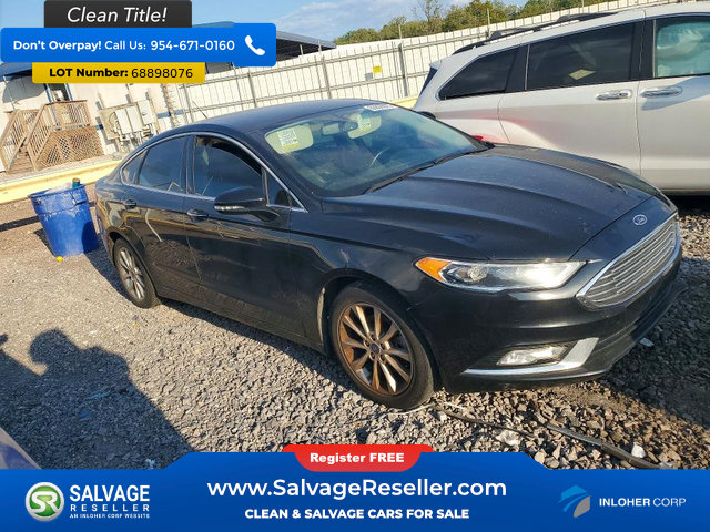 Used 2017 Ford Fusion SE w/ Fusion SE Technology Package FWD image 5