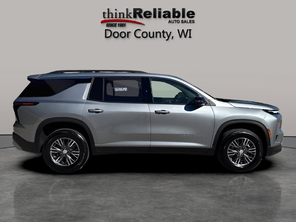 Used 2026 Chevrolet Traverse LT AWD/4WD image 6