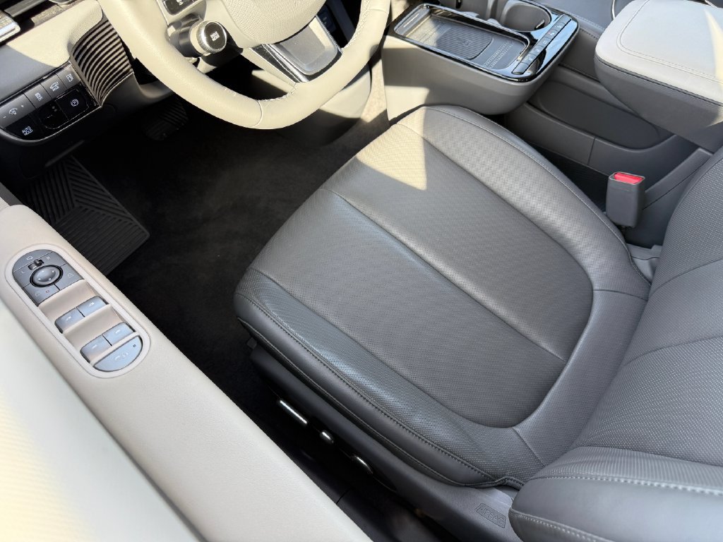 Used 2025 Hyundai Ioniq 5 SEL RWD image 13