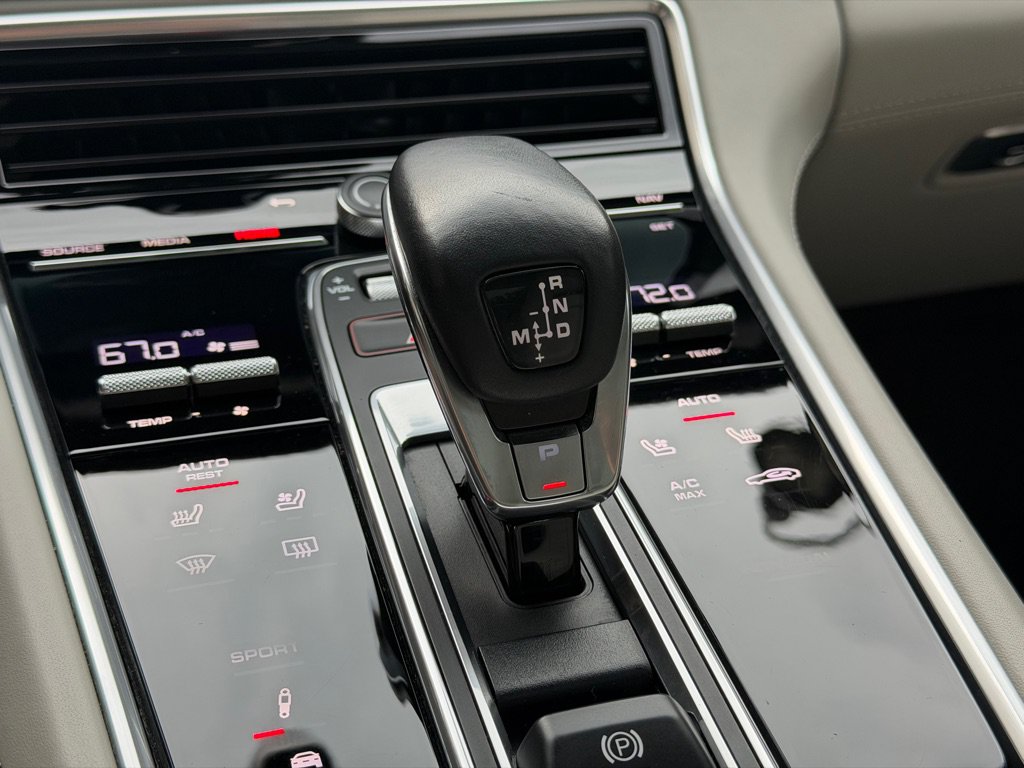 Used 2023 Porsche Panamera 4 Platinum Edition AWD/4WD image 52