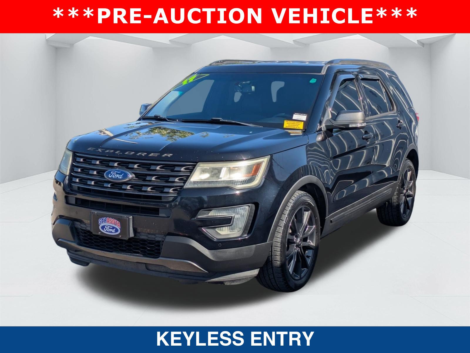 Used 2017 Ford Explorer XLT w/ Equipment Group 202A FWD image 8