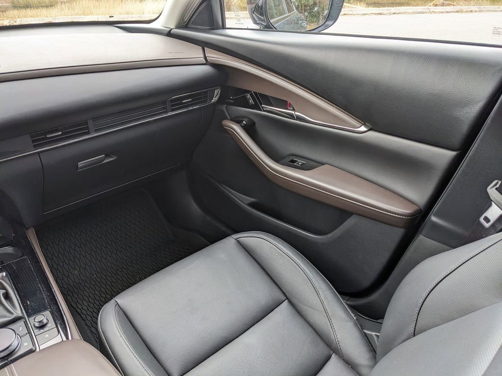 Used 2025 MAZDA CX-30 2.5 Turbo w/ Premium Package image 17