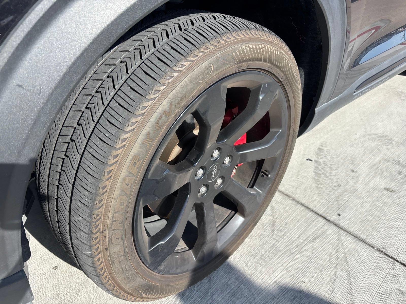 Used 2022 Ford Explorer ST w/ Equipment Group 401A RWD image 9
