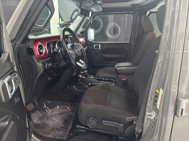 Used 2022 Jeep Gladiator Rubicon AWD/4WD image 10