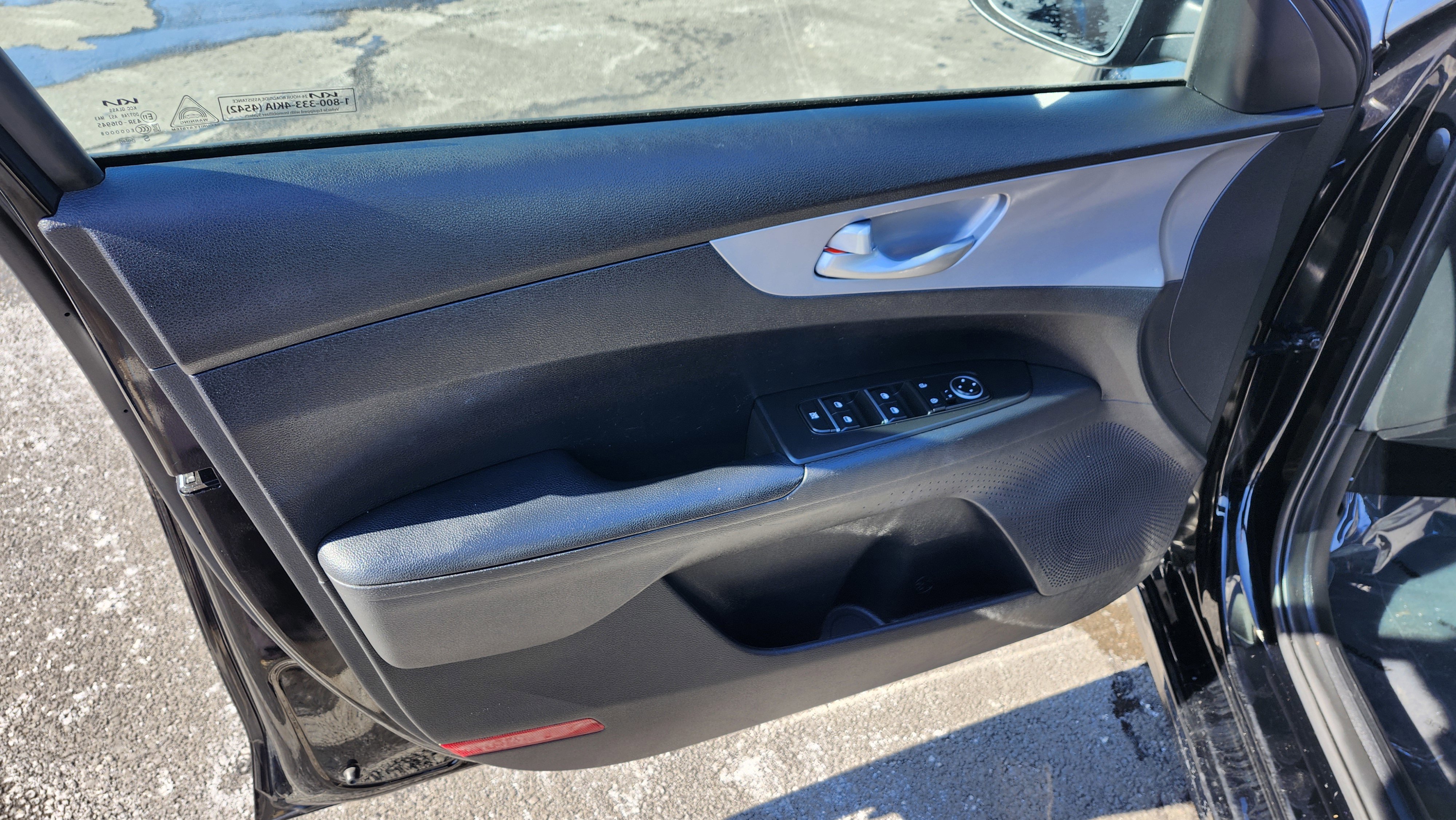 Used 2024 Kia Forte LX image 22