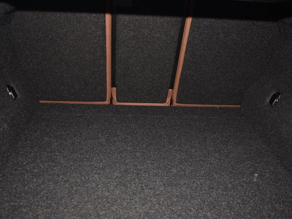 New 2026 BMW 550e xDrive w/ Premium Package image 15