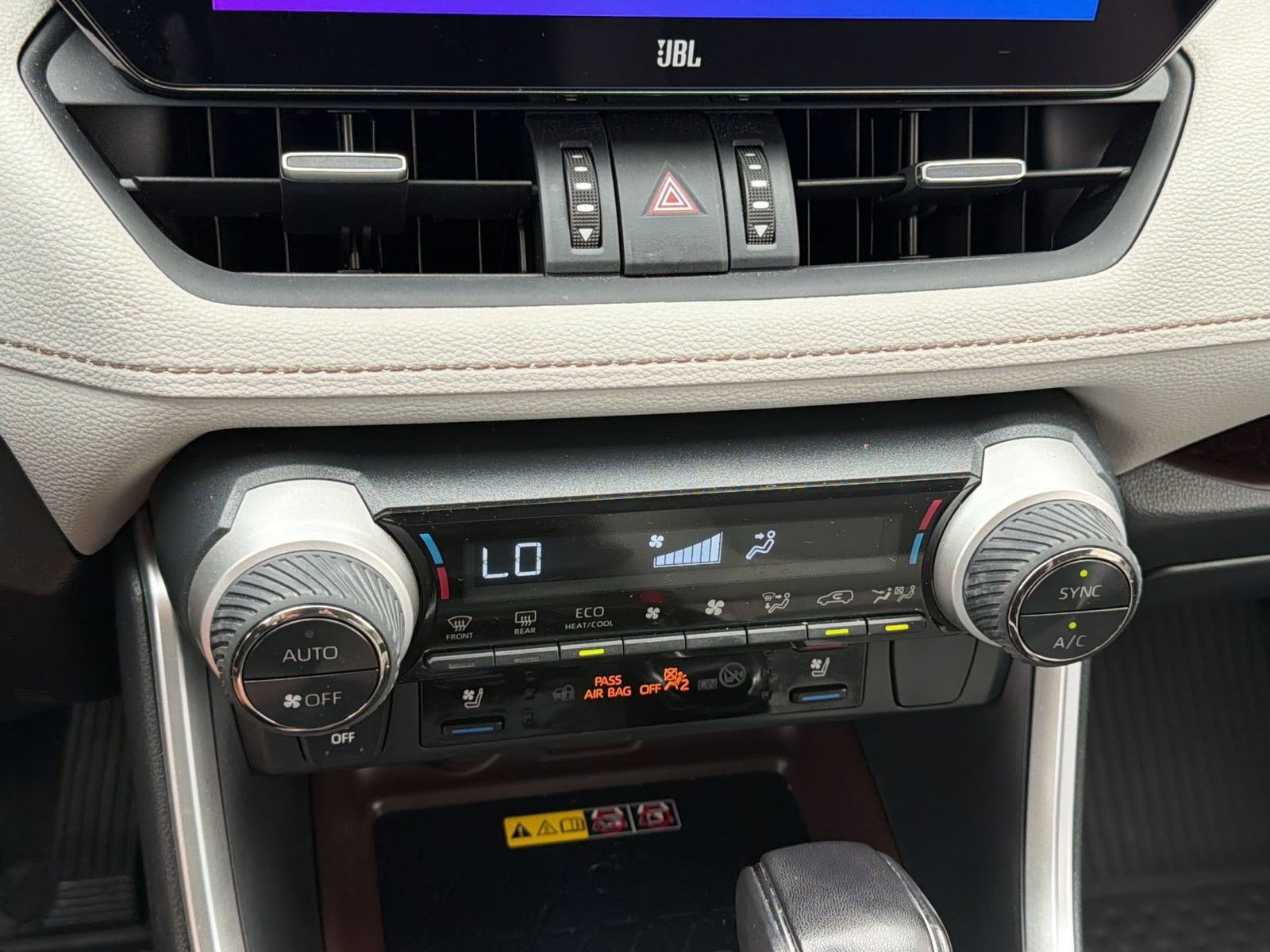 Certified 2025 Toyota RAV4 Limited w/ Advanced Technology Package AWD/4WD image 21