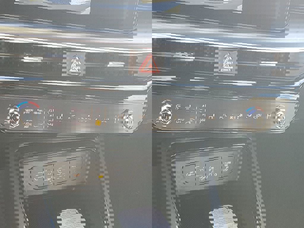 New 2026 Kia K5 GT-Line w/ GT-Line Premium Package FWD image 18