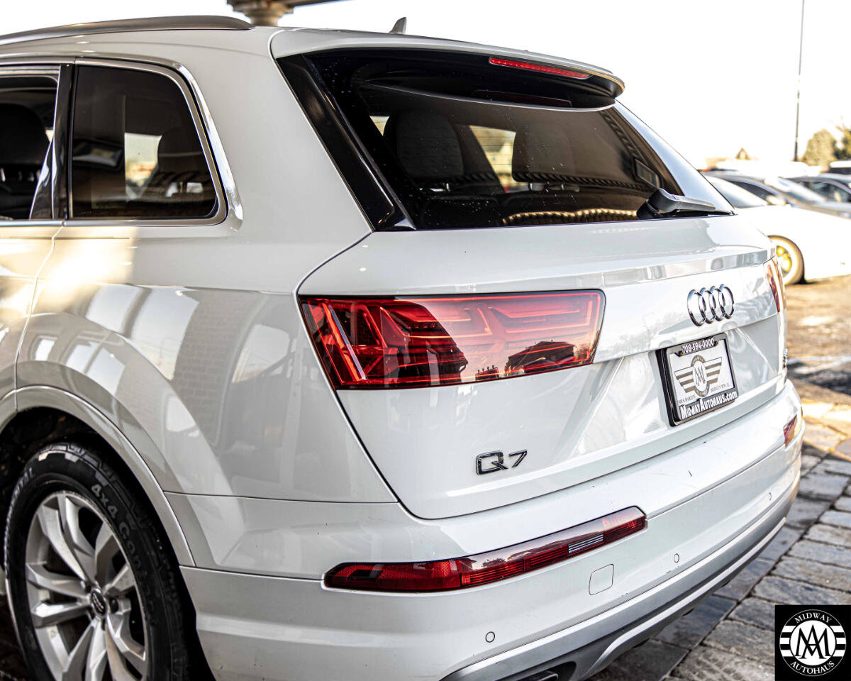 Used 2017 Audi Q7 3.0T Premium Plus image 14