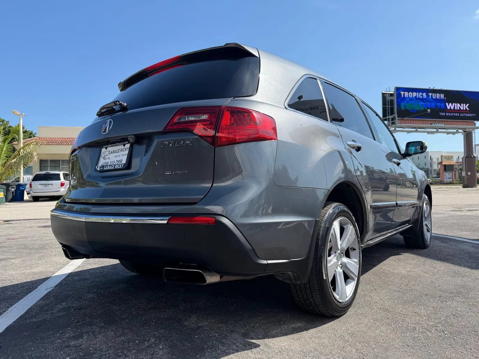 Used 2011 Acura MDX w/ Technology & Entertainment AWD/4WD image 40