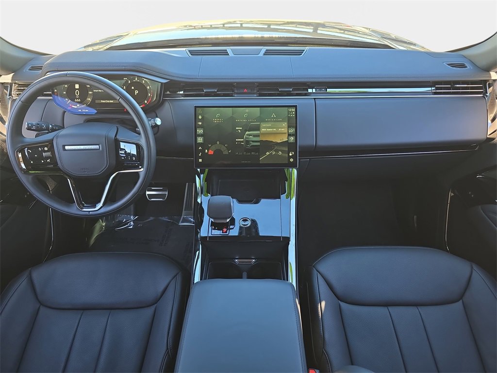 Certified 2025 Land Rover Range Rover Sport Dynamic SE image 9