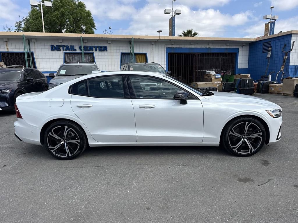 Used 2023 Volvo S60 B5 Plus w/ Protection Package Premier image 2