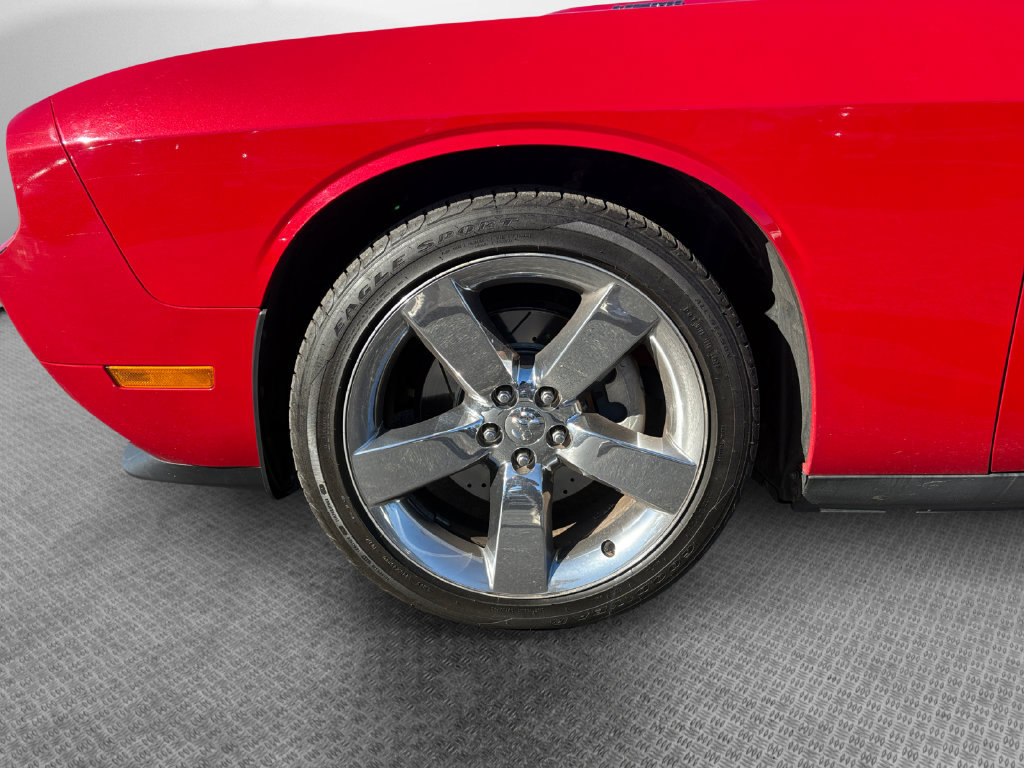 Used 2012 Dodge Challenger R/T RWD image 11