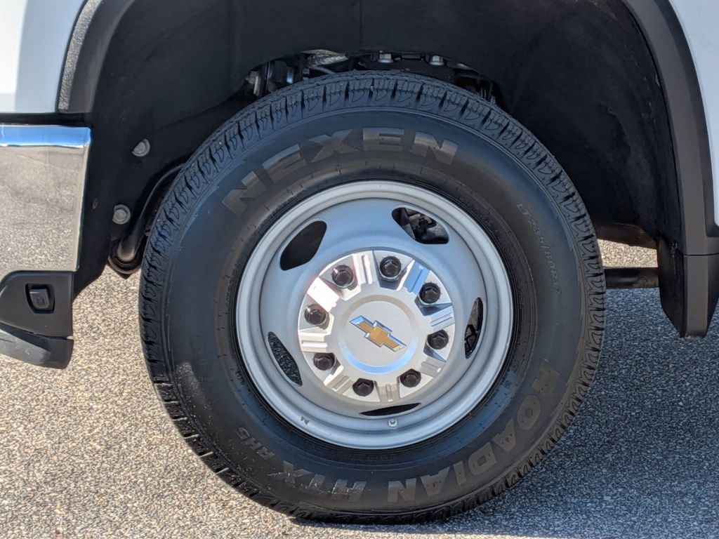 Used 2024 Chevrolet Silverado 3500 W/T w/ WT Fleet Convenience Package image 11