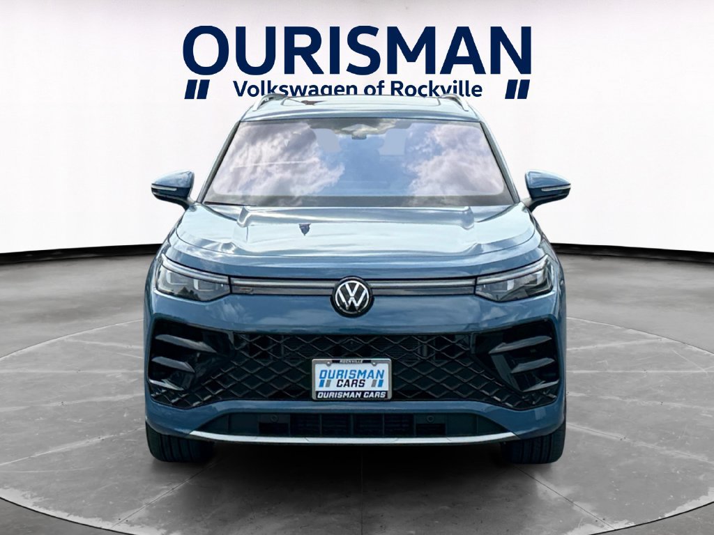 New 2026 Volkswagen Tiguan SEL R-Line AWD/4WD image 8