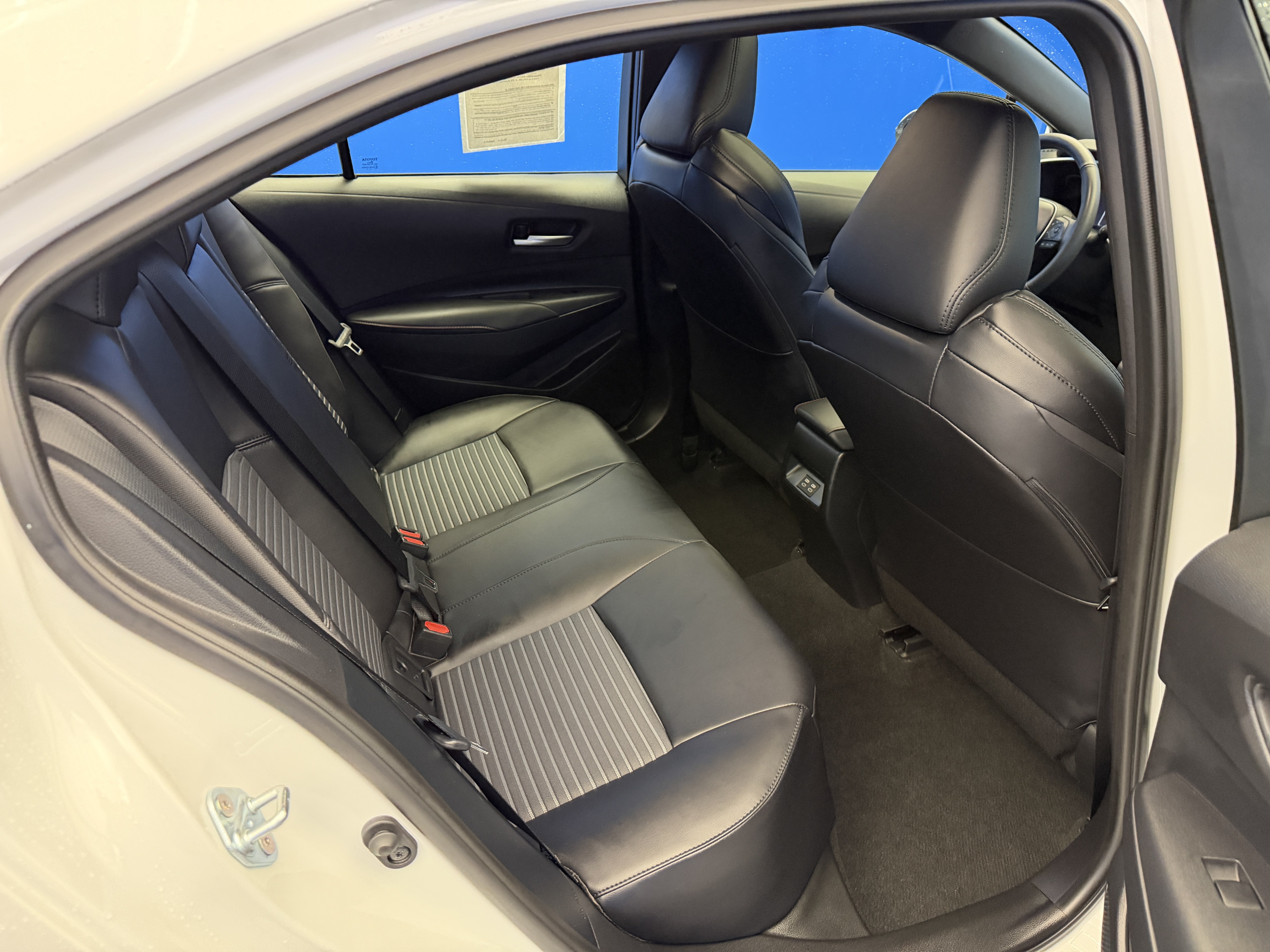 Used 2024 Toyota Corolla XSE FWD image 26