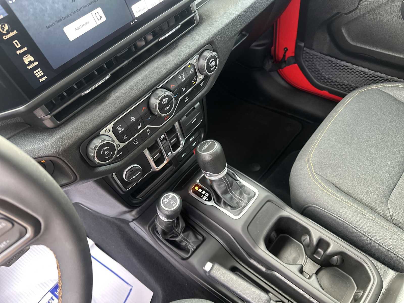 Used 2024 Jeep Gladiator Sport image 20