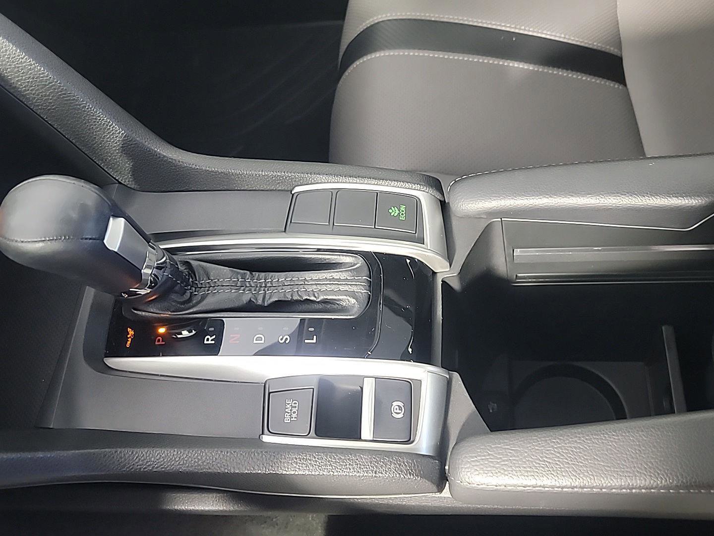 Certified 2018 Honda Civic Touring image 31