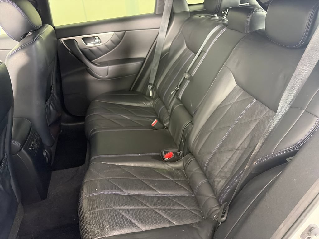 Used 2016 INFINITI QX70 AWD w/ Premium Package image 13
