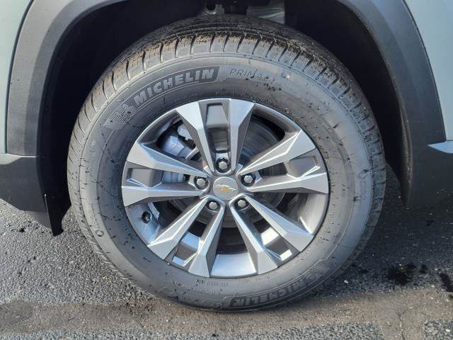 New 2026 Chevrolet Equinox LT w/ Convenience Package II AWD/4WD image 5