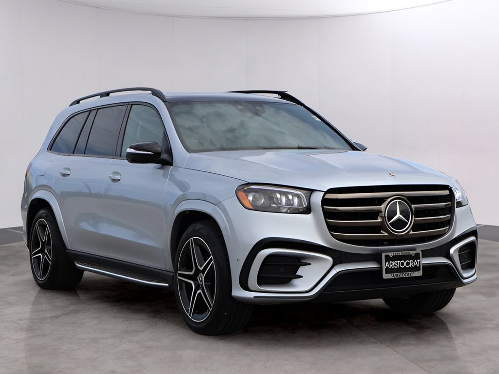 Certified 2025 Mercedes-Benz GLS 450 4MATIC image 3