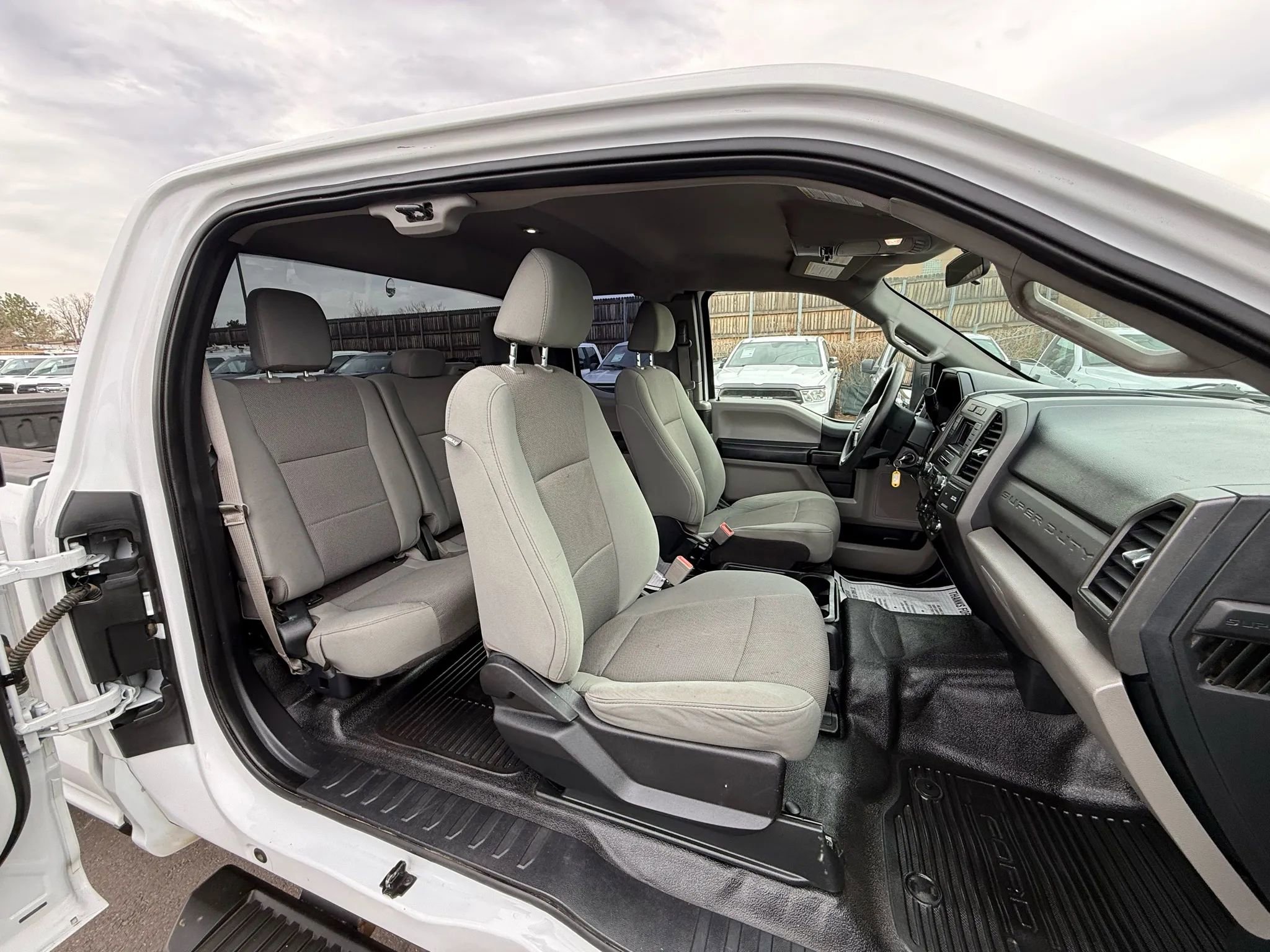 Used 2019 Ford F250 XL w/ Power Equipment Group AWD/4WD image 25