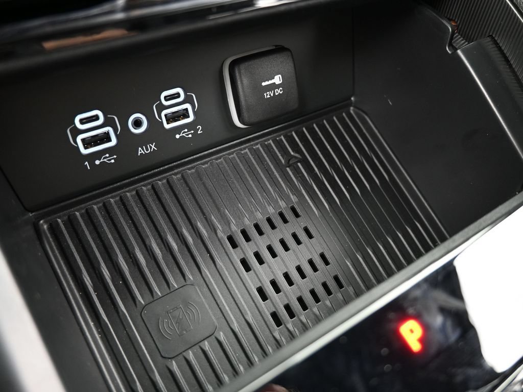 New 2026 Jeep Grand Cherokee Altitude RWD image 24