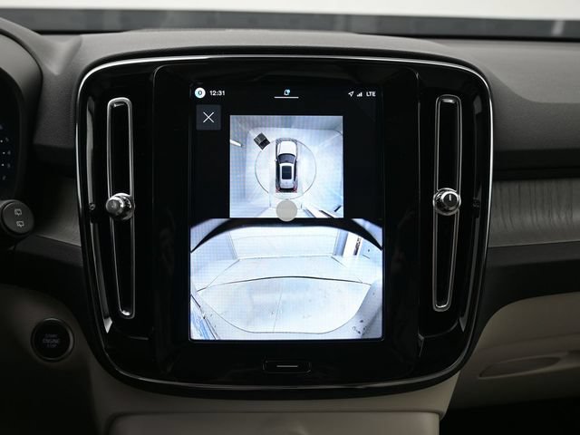 New 2026 Volvo XC40 B5 Ultra w/ Protection Package Premier AWD/4WD image 22