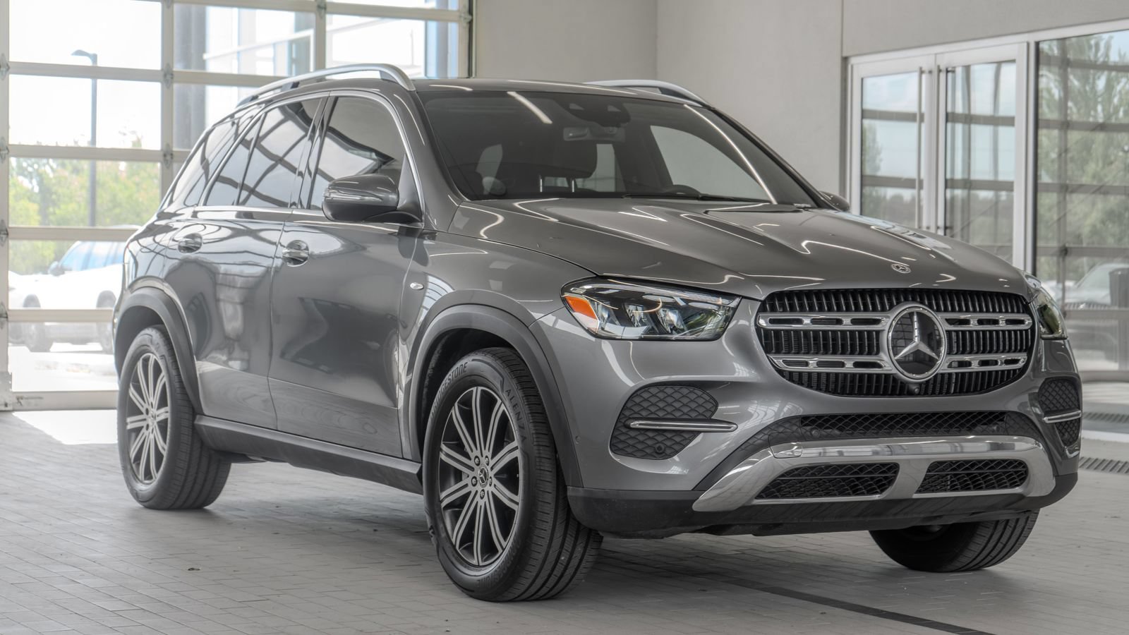 Used 2025 Mercedes-Benz GLE 450e 4MATIC image 21