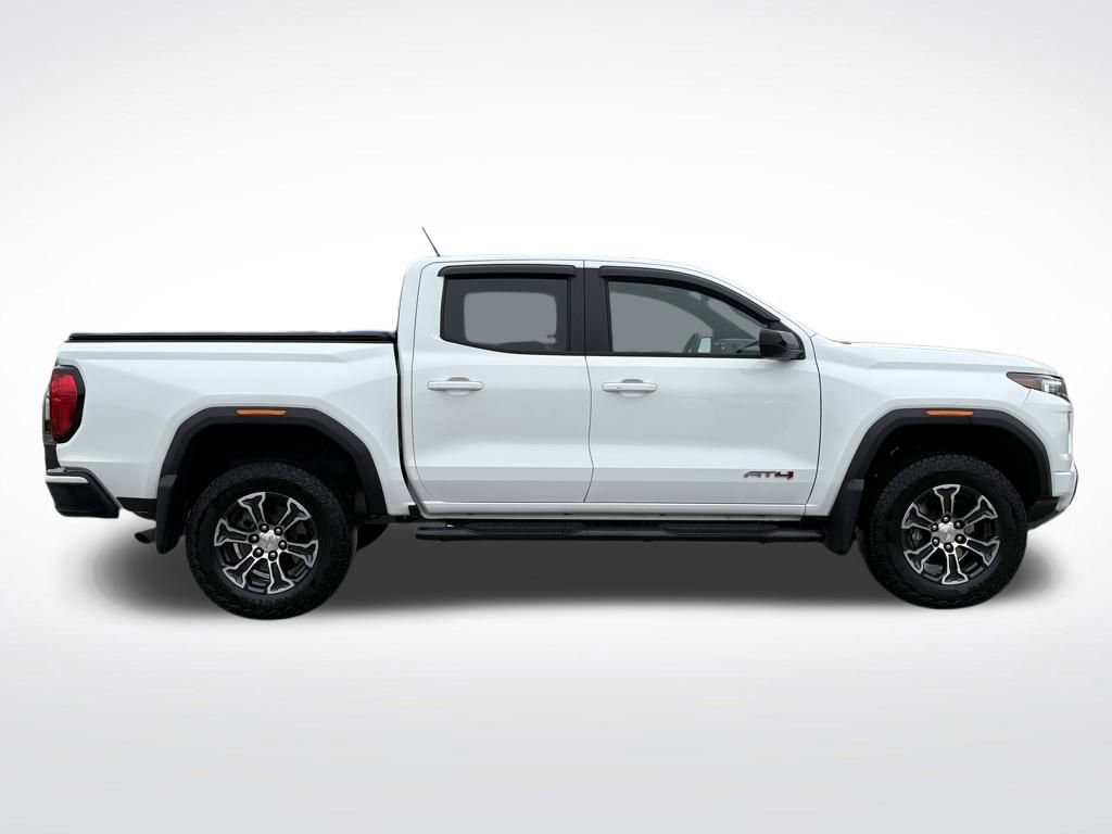 Used 2023 GMC Canyon AT4 image 8