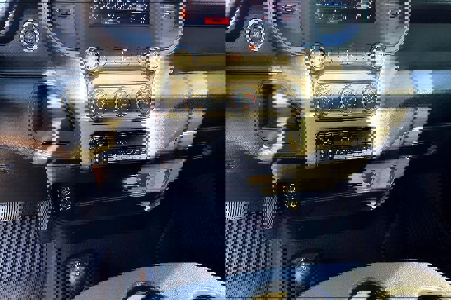 Used 2024 RAM 3500 Tradesman w/ Safety Group image 29