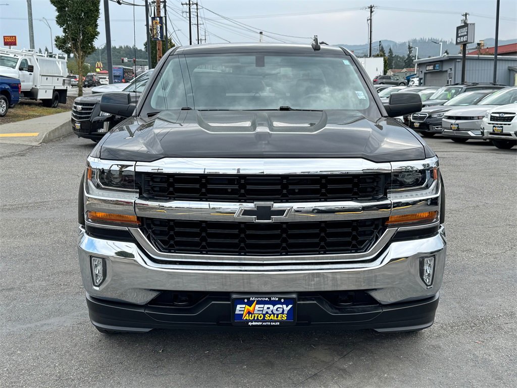 Used 2018 Chevrolet Silverado 1500 LT w/ LT Eassist Package image 2