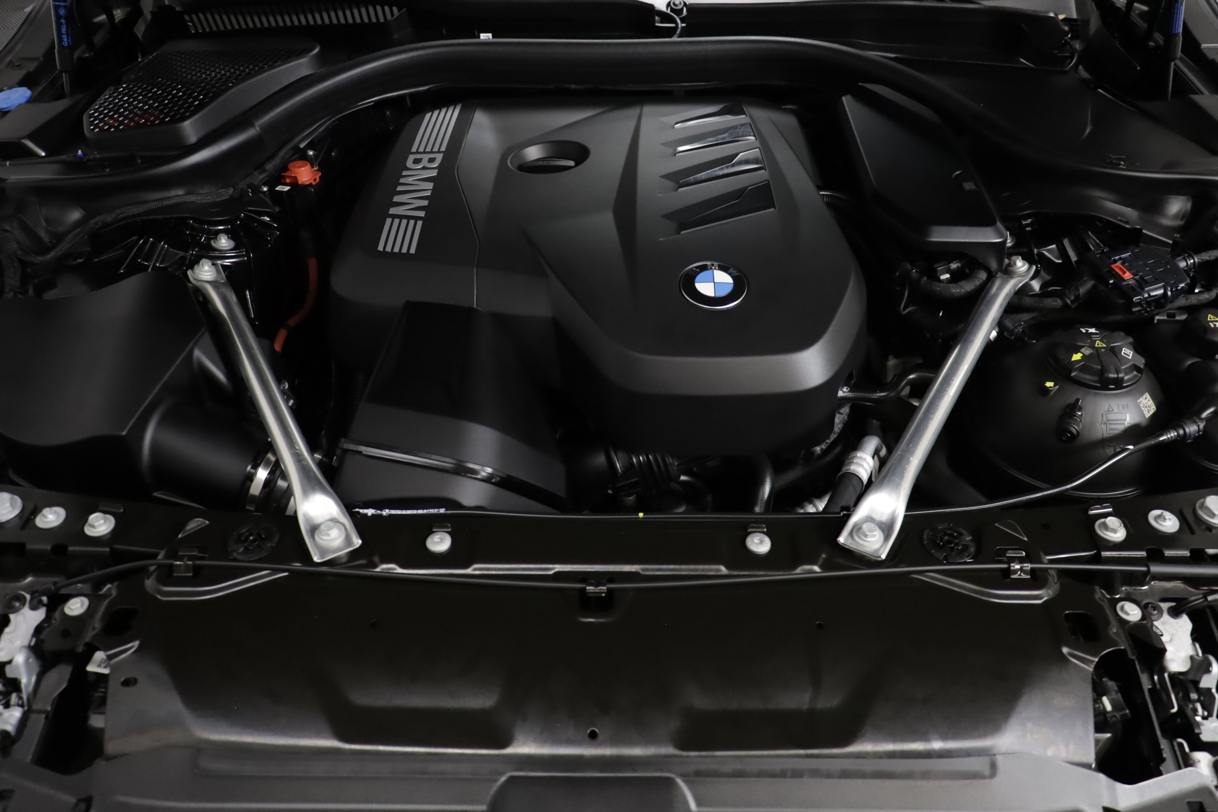Used 2025 BMW 530i xDrive AWD/4WD image 22