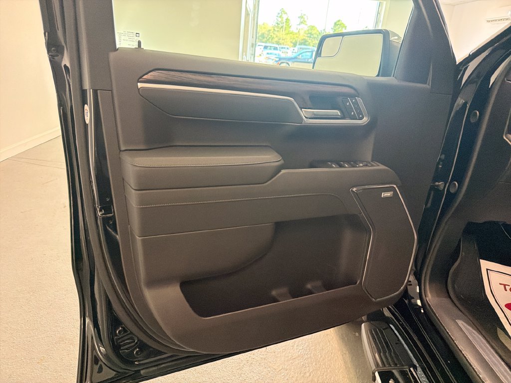 New 2026 GMC Sierra 1500 SLT w/ SLT Premium Package AWD/4WD image 12