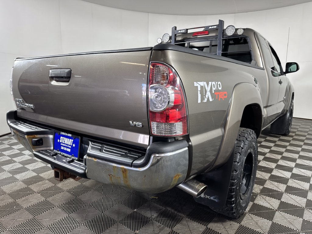Used 2012 Toyota Tacoma 4x4 Access Cab V6 w/ TRD Off-Road Pkg image 5