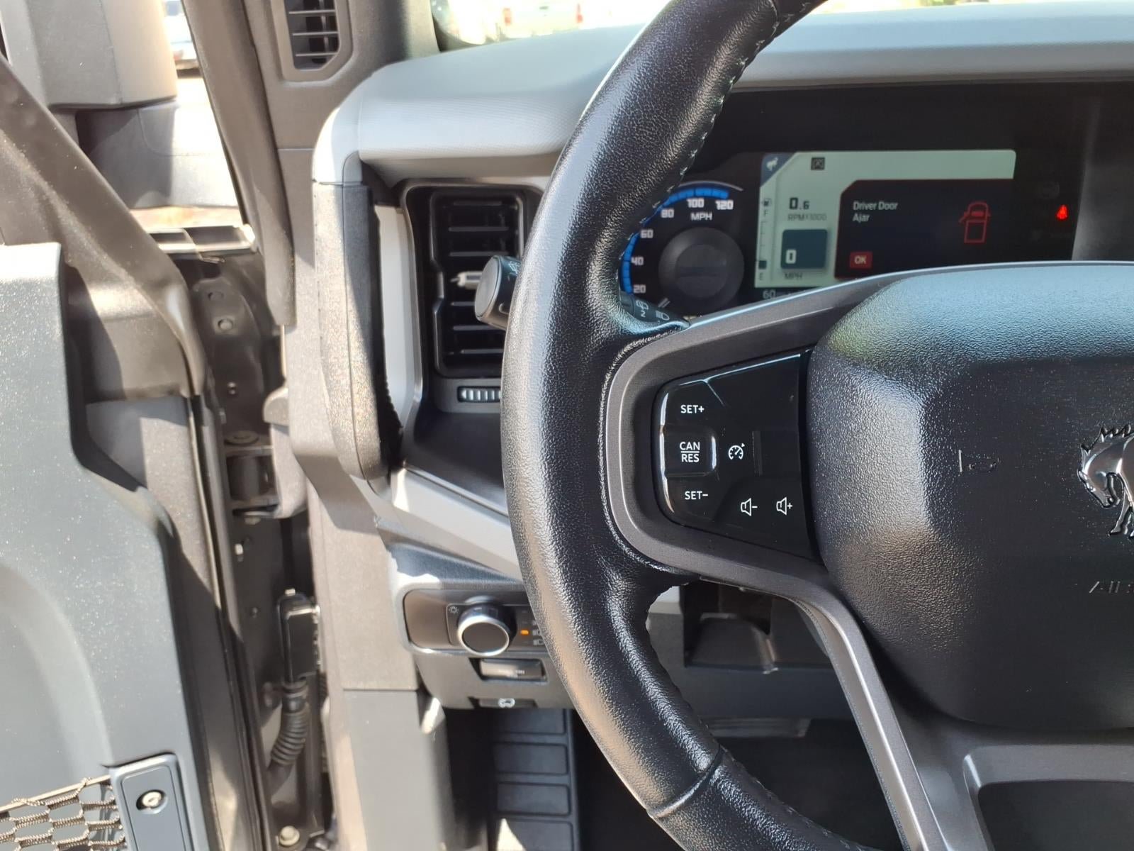 Certified 2023 Ford Bronco Big Bend w/ Sasquatch Package AWD/4WD image 28