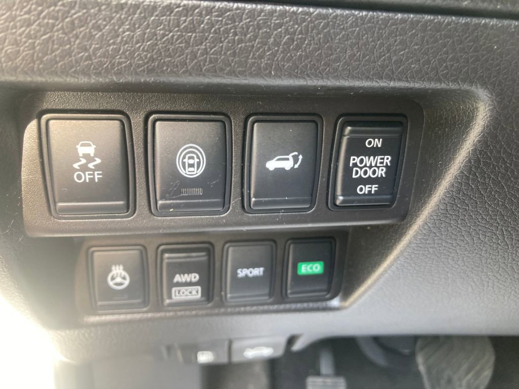 Used 2017 Nissan Rogue SL w/ SL Premium Package image 42