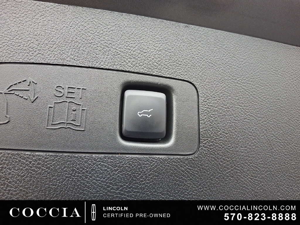 Certified 2022 Lincoln Corsair AWD w/ Equipment Group 101A image 29
