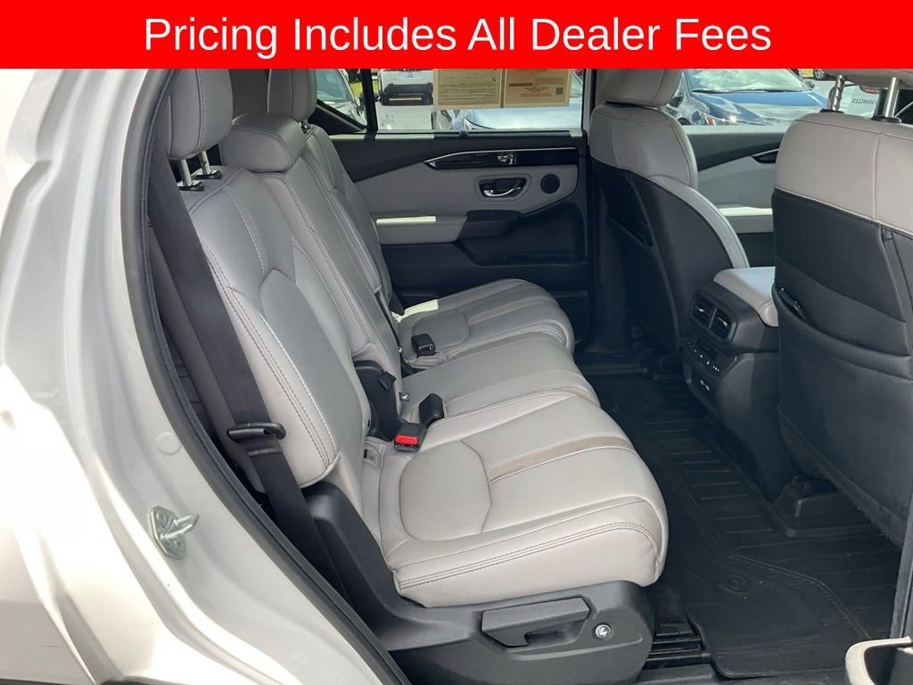 Used 2023 Honda Pilot Touring image 24
