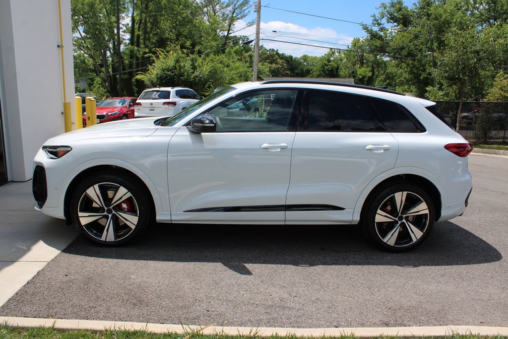 New 2026 Audi SQ5 Premium Plus AWD/4WD image 10