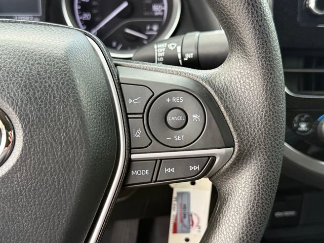 Used 2023 Toyota Camry LE image 19