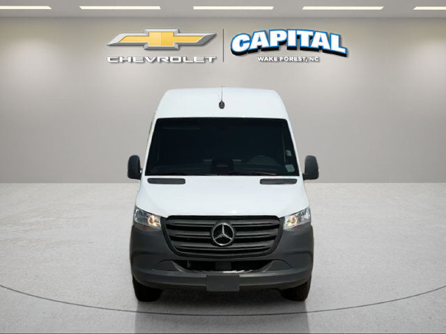 Used 2025 Mercedes-Benz Sprinter 2500 image 10