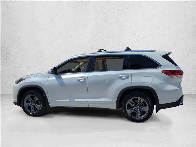 Used 2017 Toyota Highlander Limited Platinum AWD/4WD image 9