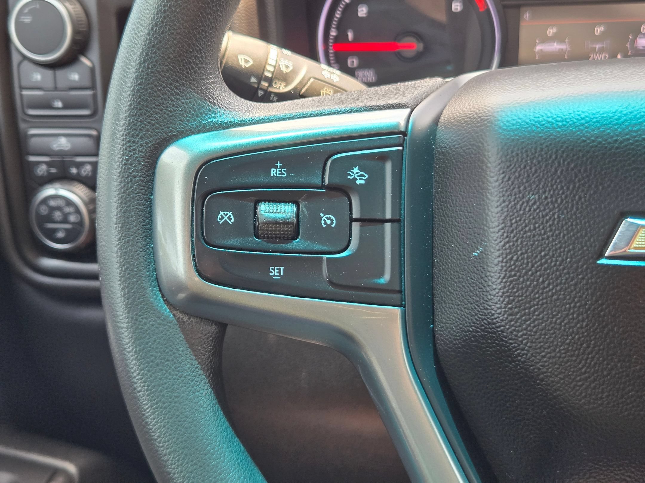 Used 2023 Chevrolet Silverado 2500 Custom w/ Custom Value Package AWD/4WD image 12