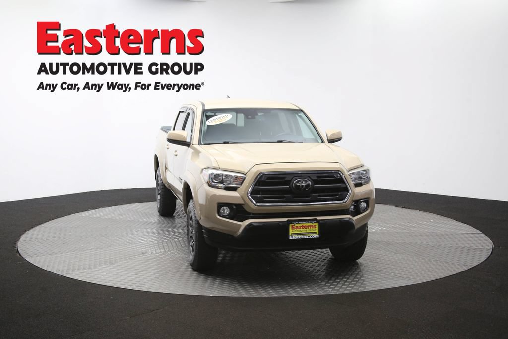 Used 2018 Toyota Tacoma SR5 AWD/4WD image 49