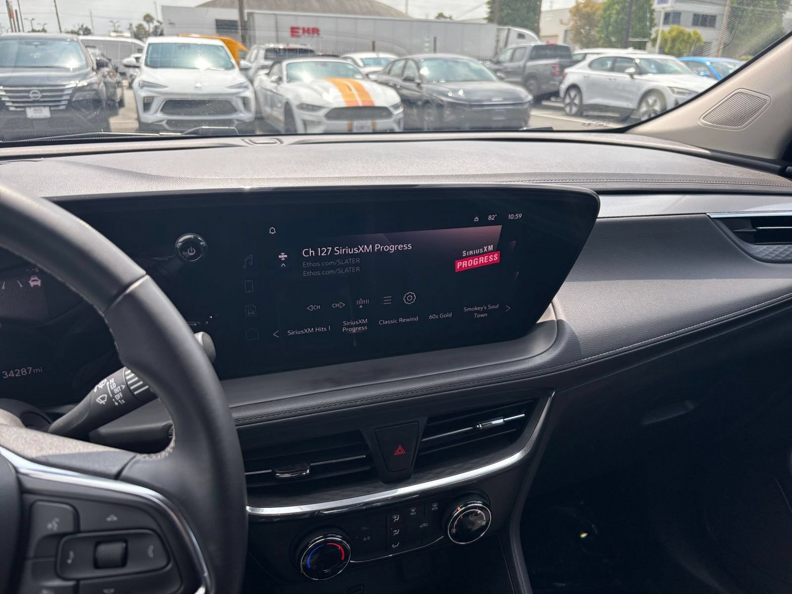 Used 2025 Buick Encore GX Preferred FWD image 17