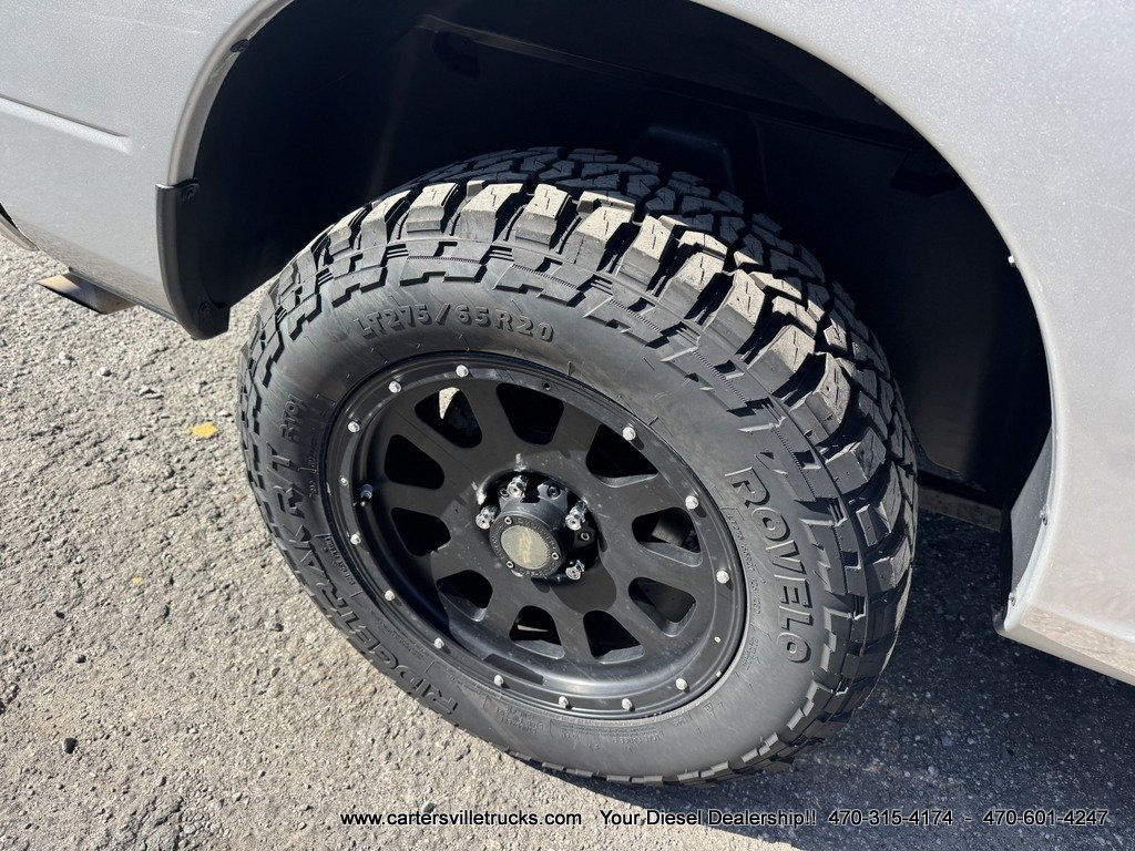 Used 2019 RAM 1500 Classic SLT AWD/4WD image 10