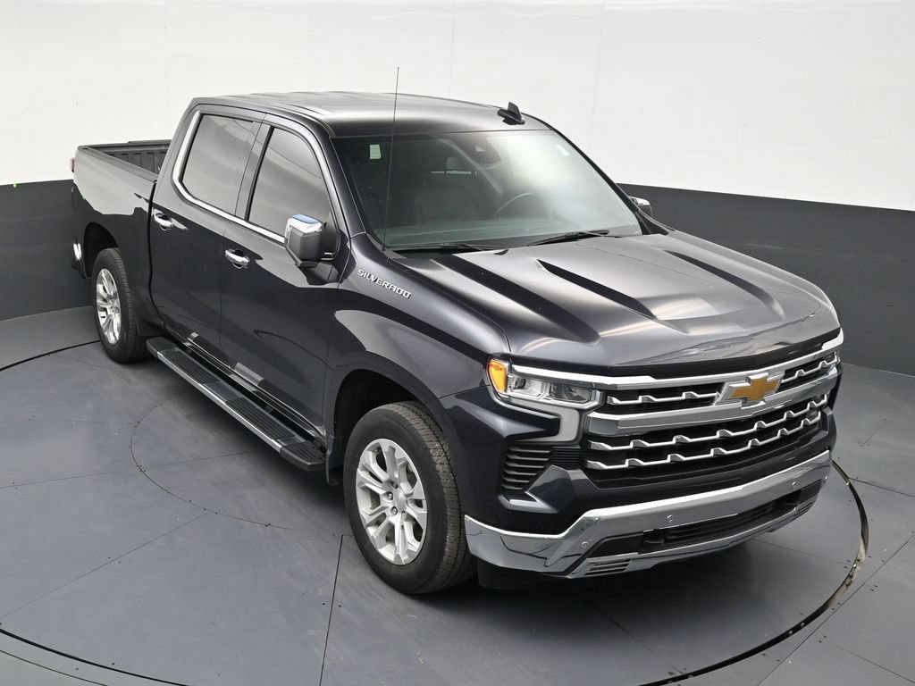 Used 2024 Chevrolet Silverado 1500 LTZ RWD image 17