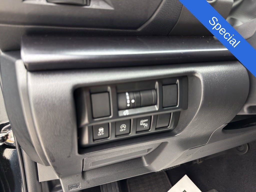 Used 2021 Subaru Crosstrek 2.5i Sport w/ Moonroof Package image 16